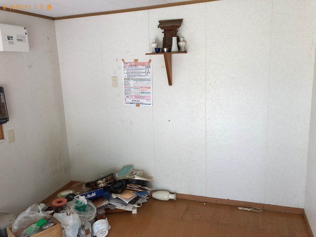六人用ダイニングテーブル、タンス、洗濯機、冷蔵庫等の回収・処分